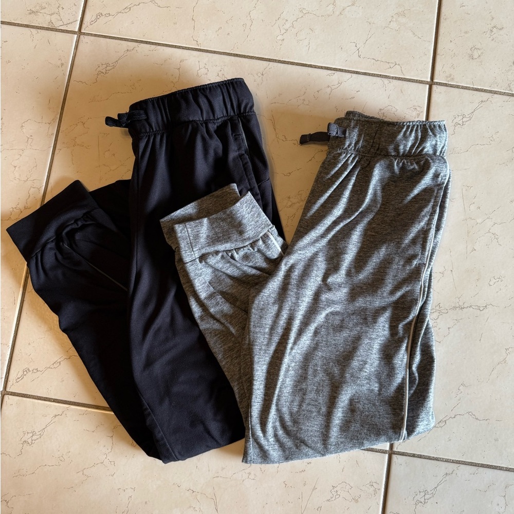 2 Lightweight Joggers !!